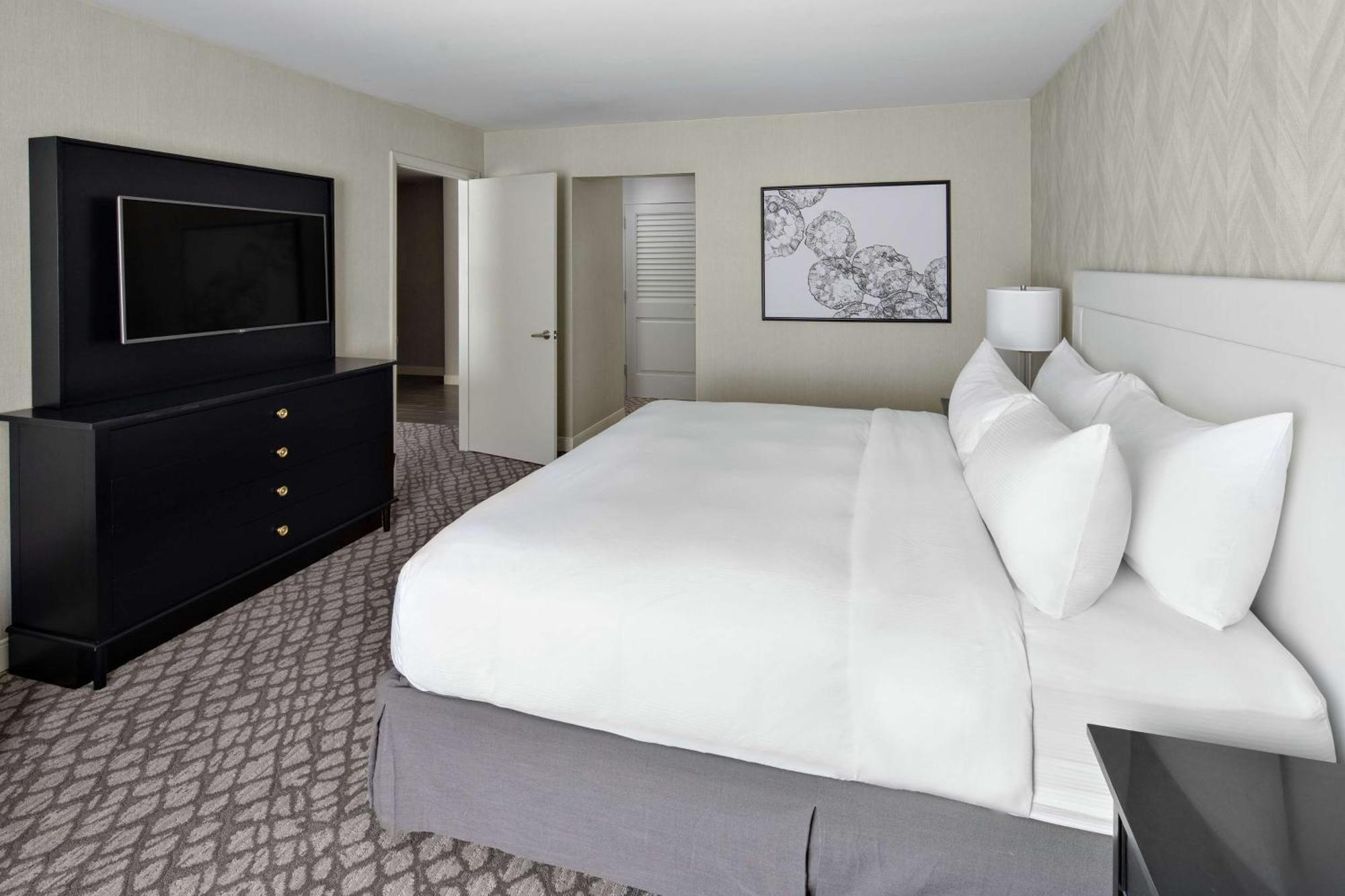 Doubletree Suites By Hilton Charlotte/Southpark Luaran gambar